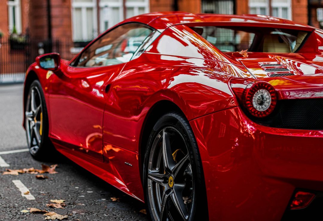 Er der sex i statussymboler - som en Ferrari?